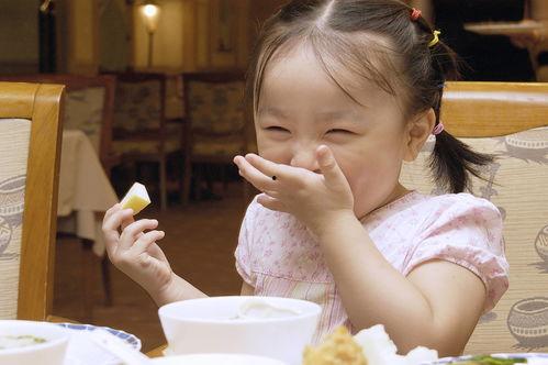 娱乐吃瓜君孩子打酱油,揭秘明星家庭，孩子打酱油背后的温馨故事